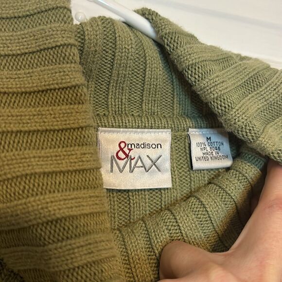 Madison & Max Women’s Light Green Knit Turtleneck Ribbed Sweater Size Medium - Picture 4 of 6